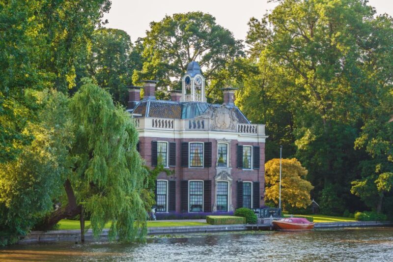 Amsterdam: Vecht River Day Trip with Cruise and High Tea - The Boat Cruise: Gliding Past Castles and Gardens