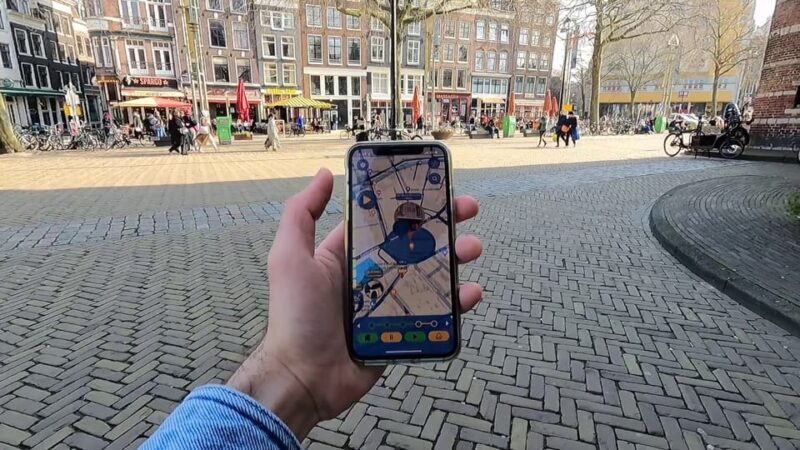 Amsterdam Walking Tour with Smartphone App - Key Points