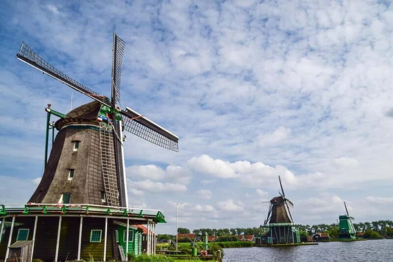 Amsterdam: Zaanse Schans Private Boat Tour with Guide - What to Expect from This Tour