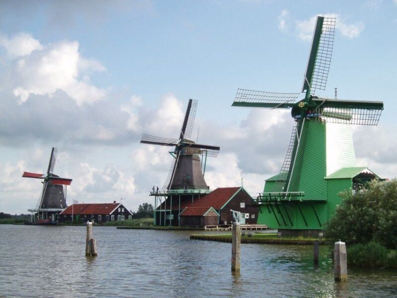 Amsterdam: Zaanse Schans Windmills Bike Tour with Guide - The Practicalities of the Tour