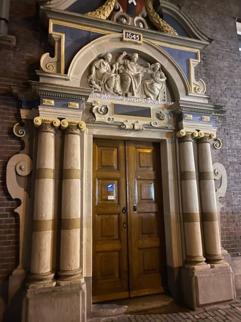 Amsterdams Ghostly Experiences Group Tour - Who Should Consider This Tour?