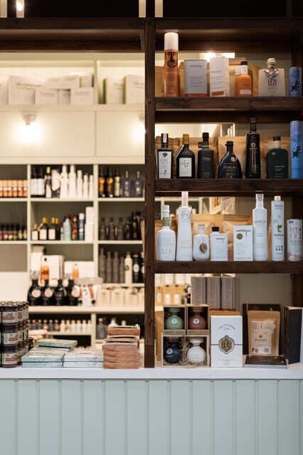 Ancient Gold. Premium Greek Olive Oil Tasting at Olicatessen - Key Points