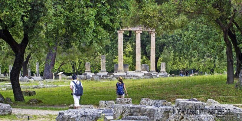 Ancient Olympia, Local Shopping & Beachside Lunch - Key Points