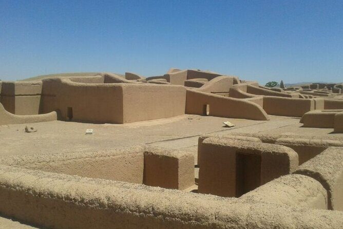 Ancient Route to Paquimé : Desert Mysticism and Living Art - Exploring the Ancient Route to Paquimé: Desert Mysticism and Living Art