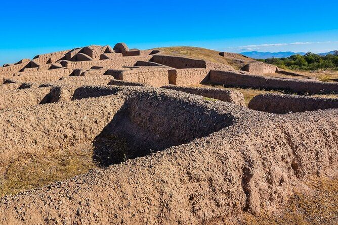 Ancient Route to Paquimé : Desert Mysticism and Living Art - Key Points