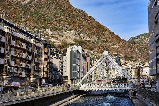 Andorra, France and Spain Day Tour with 2 Guides and Hotel Pickup - What Travelers Are Saying
