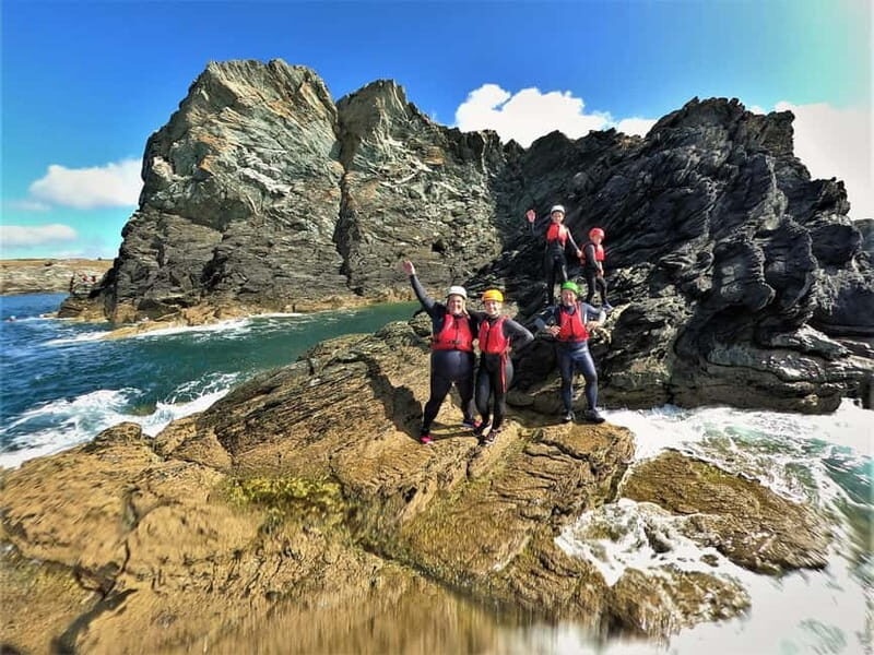 Anglesey: Epic Coasteering with Swimming Climbing and Jumps - Key Points