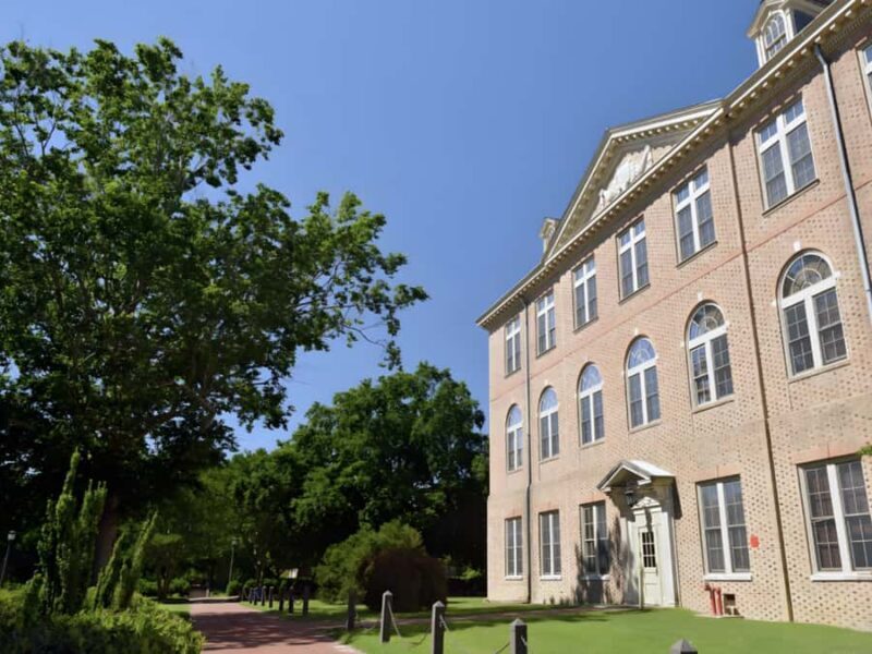 Ann Arbor: University of Michigan Guided Walking Tour - Key Points