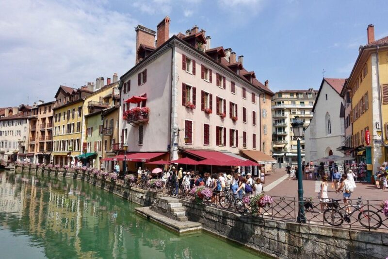 Annecy: Private Guided Walking Tour - Who Should Consider This Tour?