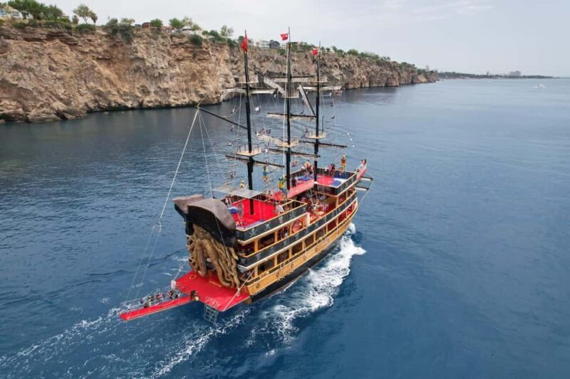 Antalya: Lara Pirate Boat Day Trip w/ Lunch & Soft Drink - The Foam Party and Festive Atmosphere