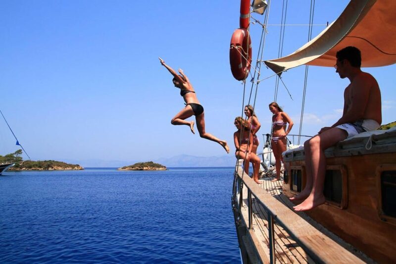 Antalya Suluada Boat Tour (Maldives of Turkey) With Lunch - Who Should Consider This Tour?