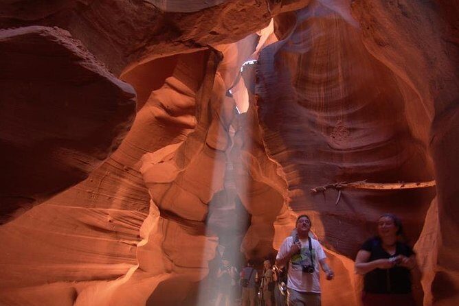 Antelope Slot Canyon and Horseshoe Bend Day Tour from Flagstaff - The Experience in Detail