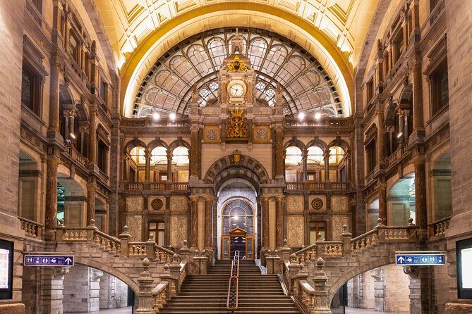 Antwerp: City Walk with Audio Guide in 7 Languages on your Phone - FAQ