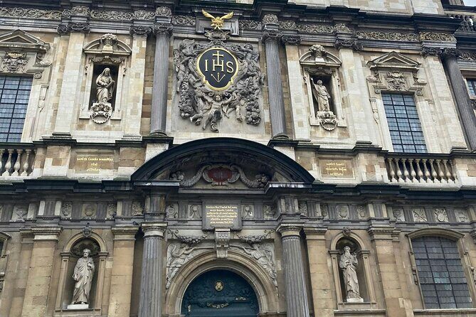 Antwerp: Help the Lost Boy  Self-Guided Mystery Walk - Who This Tour Is Best For