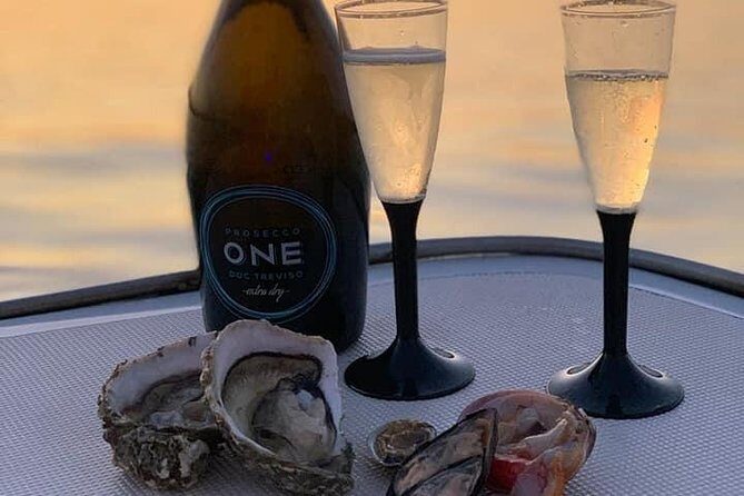 Aperitif on the boat at Sunset island and sea caves - Who Should Consider This Experience?