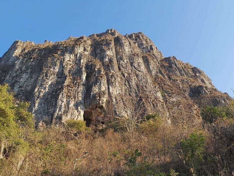 Apoala Canyon, Ponds and Waterfalls 2 Days Hike Trip - Key Points