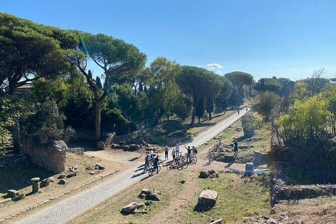 Appian Way E-bike Tour with Gourmet Picnic and Catacombs - FAQ