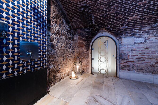 Arabian Baths and 60 min massage at Madrid's Hammam Al Ándalus - Who This Experience Is Best For
