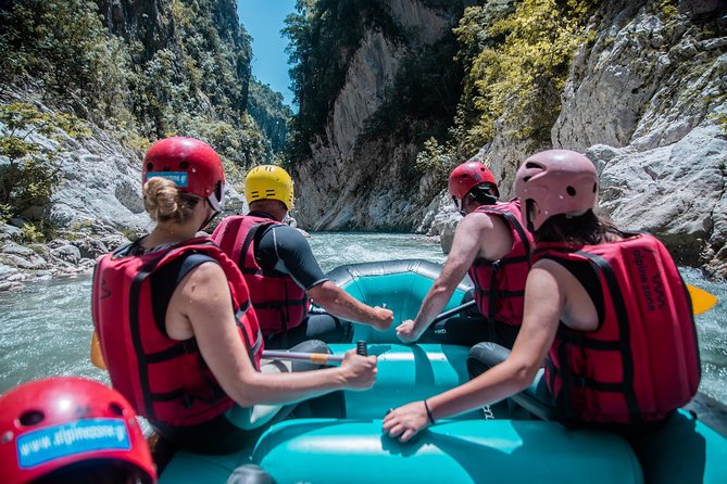 Arachthos white water river Rafting: Plaka's Bridge- Tzari - The Route: Nine Kilometers Through Dramatic Landscape