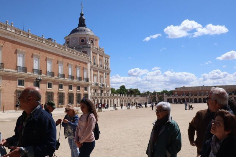 Aranjuez: City and Gardens Guided Walking Tour - Who Will Enjoy This Tour?