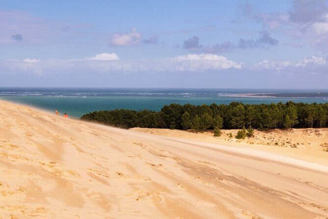 Arcachon Bay Full Day Trip from Bordeaux with lunch and Pyla Dune - What This Tour Offers: An Overview