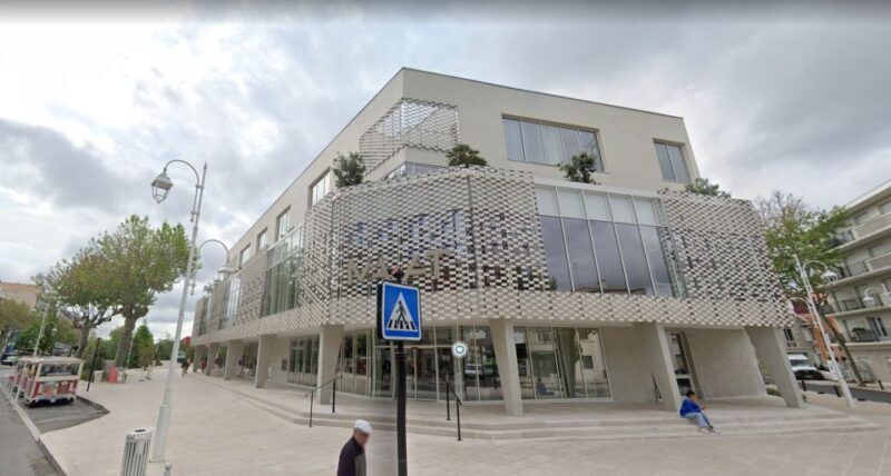 Arcachon: Guided City Walking Tour - What Does the Tour Cost and Is It Worth It?