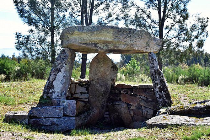 Archaeological Circuit of Fiais/Azenha and Cova da Moira - Considerations and Potential Drawbacks