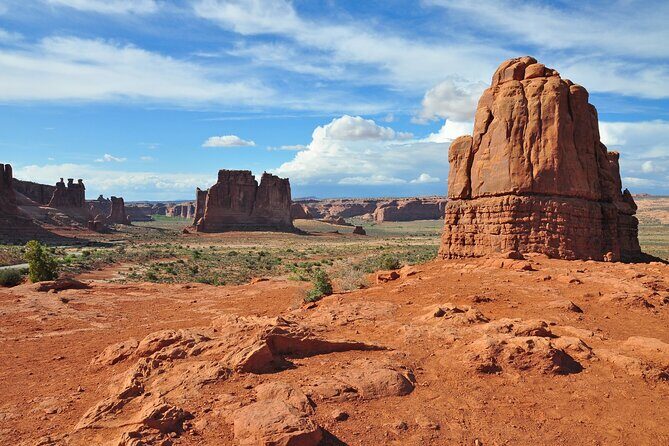 Arches National Park Self-Guided Driving Audio Tour - Key Points