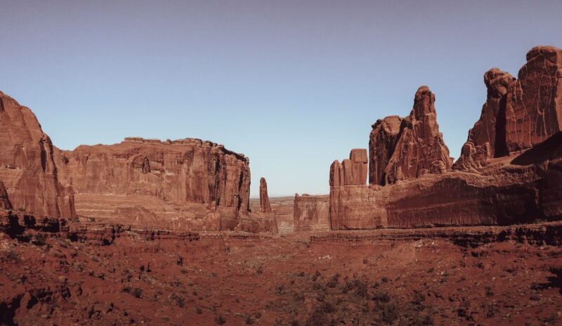 Arches National Park: Sunset Pavement Van Tour - A Closer Look at the Sunset Pavement Van Tour