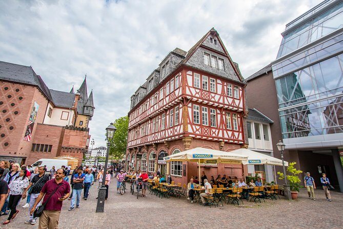 Architectural Frankfurt: Private Tour with a Local Expert - Authentic Insights from Reviewers