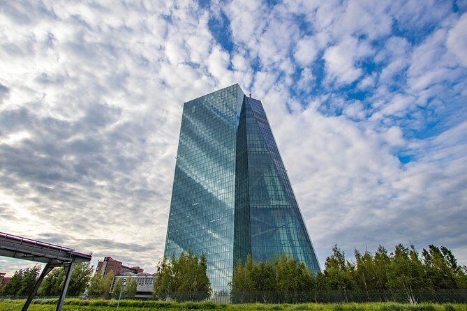 Architectural Frankfurt: Private Tour with a Local Expert - Frequently Asked Questions