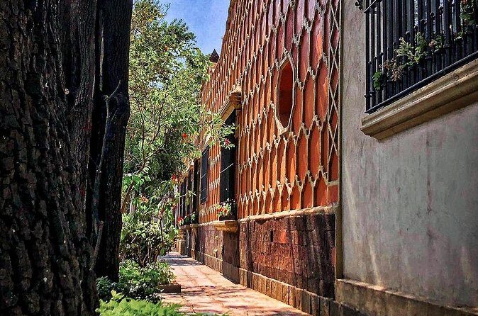 ARCHITECTURAL TOUR in Coyoacán - small groups - Who Should Consider This Tour?
