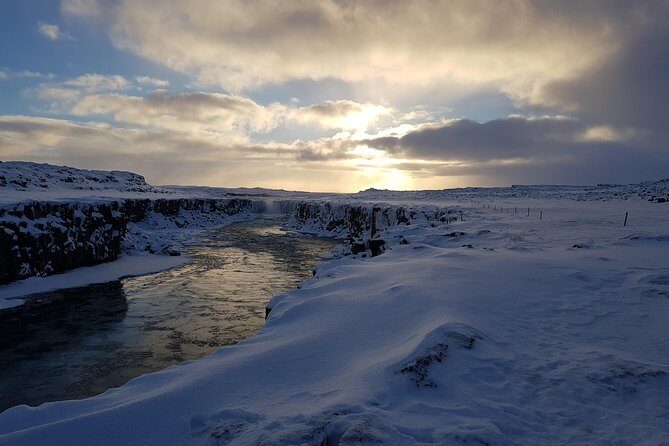 Arctic Fox Travel Dettifoss lake Mývatn winter private super jeep tour - The Cost and What You’re Paying For