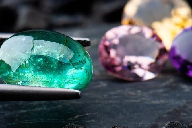 Area ,Opera, Jewellery,Fashion,Palais Royal walking tour - Frequently Asked Questions