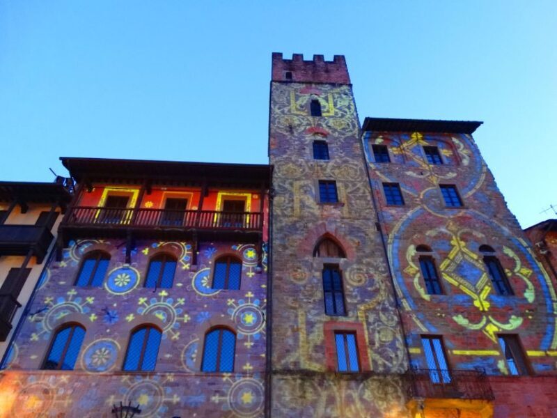 Arezzo: Guided Walking Tour with Piazza Grande - Frequently Asked Questions
