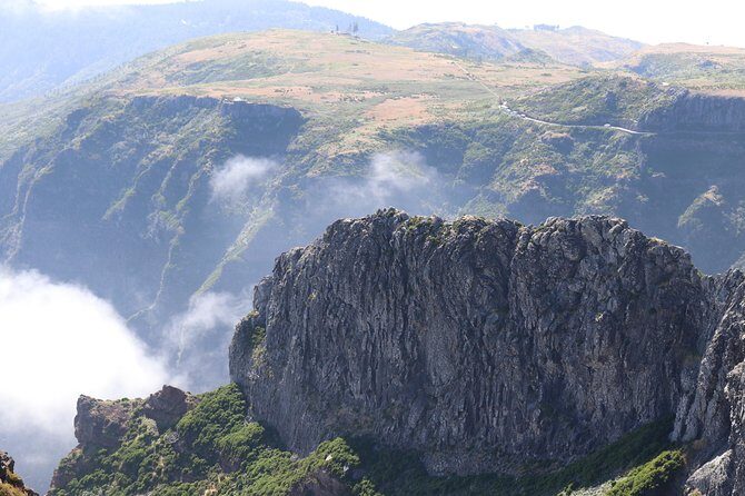 Arieiro Peak, Santo da Serra and Cristo Rei 4x4 Experience - Authentic Traveler Experiences