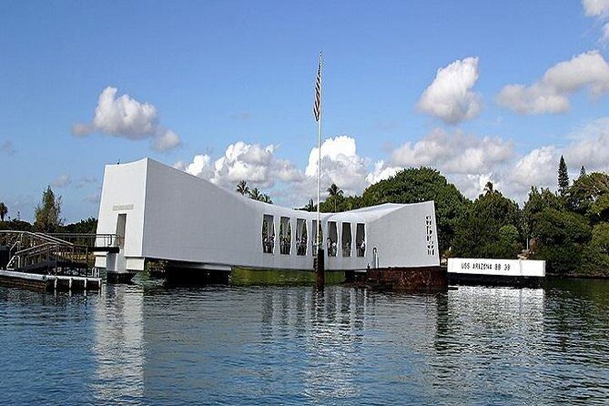 Arizona Memorial Pearl Harbor & Honolulu City Tour from Kona - Who Is This Tour Best Suited For?