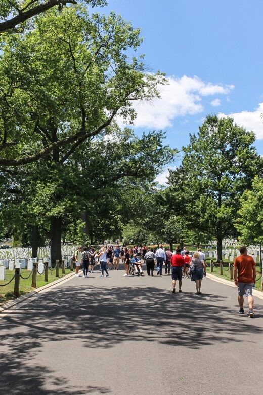 Arlington Cementary & Guard Ceremony with Iowa Jima Memorial - Key Points