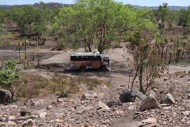 Arnhem Land Yingana Injalak Hill Full Day Tour from Jabiru - FAQs