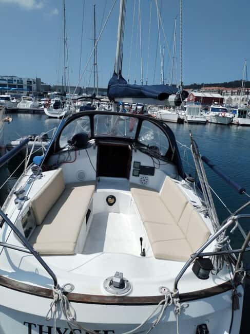 Arousa Estuary: Exclusive sailing routes - What to Expect on Your Sailing Adventure
