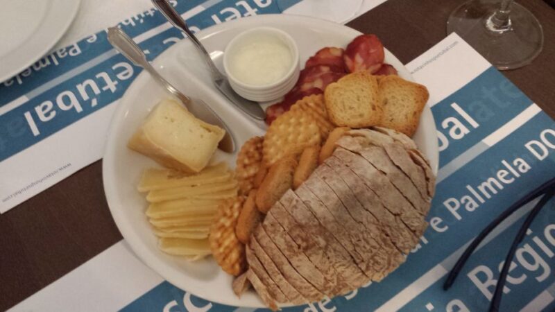 Arrábida: Full-Day Private Tour with Wine Tasting - Tasting the Flavors: Azeitão’s Wine Cellars