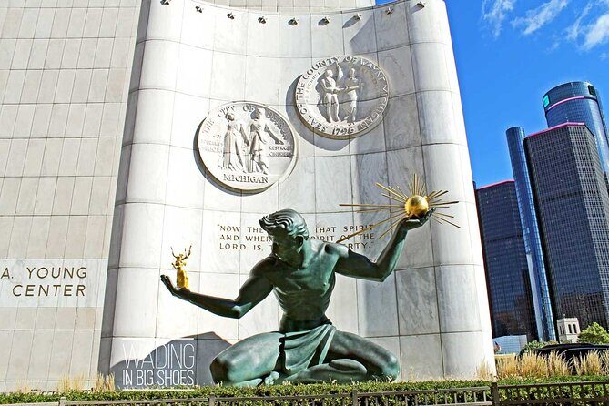 Arrival Private Transfer: Detroit Airport DTW to Detroit in Luxury SUV - The Practical Side: What You’re Paying For