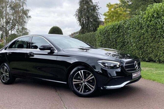 Arrival Private Transfer from Brussels Airport BRU to Ghent City by Business Car - A Luxurious and Hassle-Free Start to Your Trip