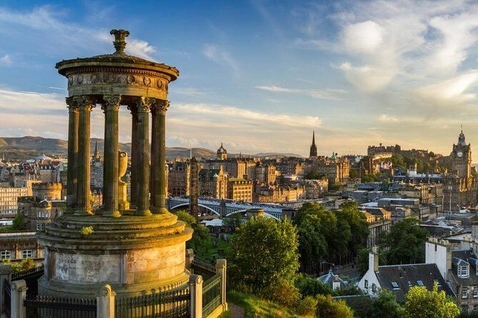 Arrival Transfer: Airport EDI to Edinburgh by Luxury Van - The Sum Up