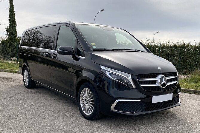 Arrival Transfer: Chopin Airport WAW to Warsaw by Van - The Experience and Reviews