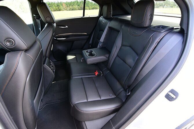 Arrival Transfer Dulles Airport IAD to Washington DC by Sedan - What You Can Expect from This Dulles Airport Transfer