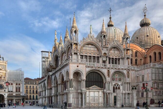 Arrival Transfer: Marco Polo Airport VCE to Venice in Sedan Car - Who Is This Transfer For?