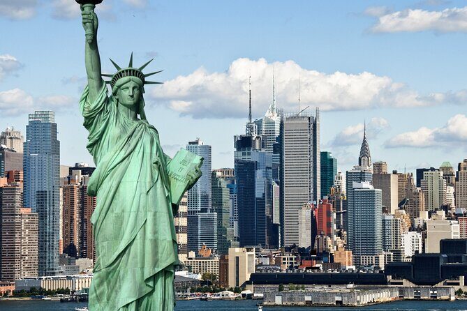 Arrival Transfer: New York Airport JFK to New York in SUV - Why Consider This Transfer?