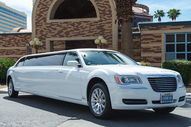 Arrival Transfer: Private Luxury 8 Passenger Limousine Service - Why Choose This Service?