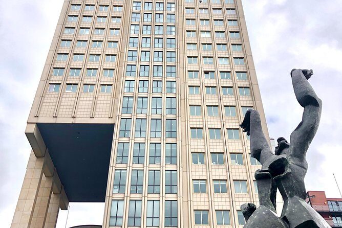 Art and Architecture Walking Tour in Rotterdam - guided by Architects - What Could Be Better?